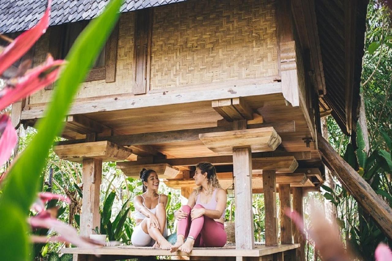 乌鲁瓦图Roots Tree House别墅 外观 照片